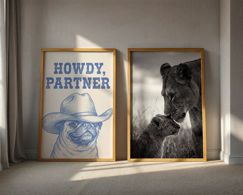 Lioness and Cub Poster – två posters i rum 3