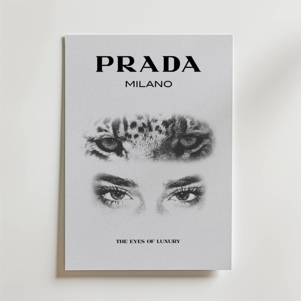 Prada Milano – stilfullt konsttryck från Bozetto, tryckt på matt finpapper i hög tryckkvalitet