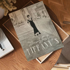 Breakfast at Tiffany’s – affisch med stilfullt motiv från Bozetto i hög kvalitet