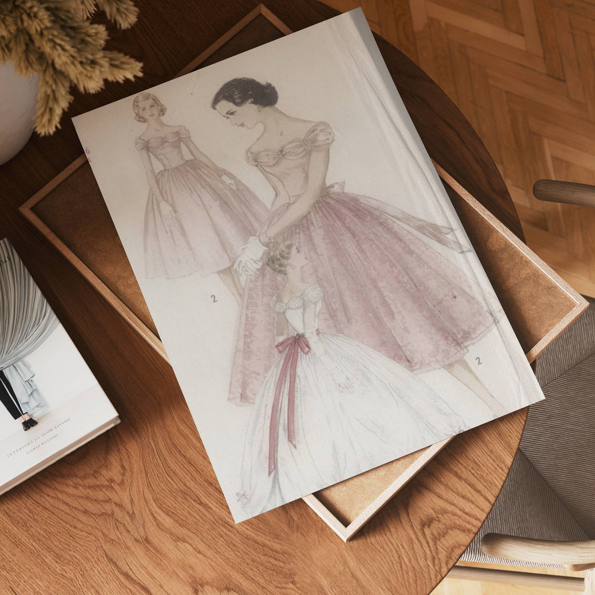 Vintage Dress Sketch poster visad rakt fram – Bozetto affisch i hög tryckkvalitet