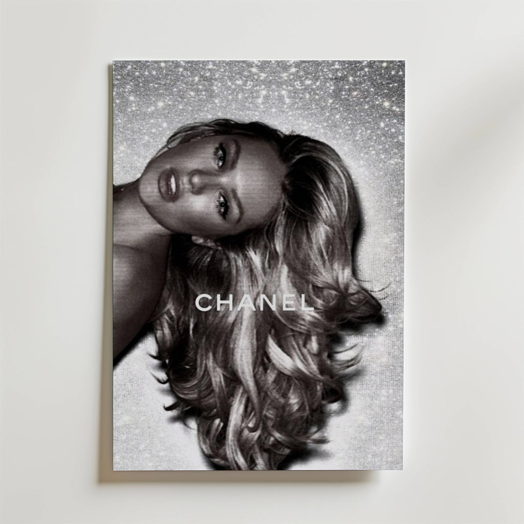 Chanel Glamour – stilfullt konsttryck från Bozetto, tryckt på matt finpapper i hög tryckkvalitet