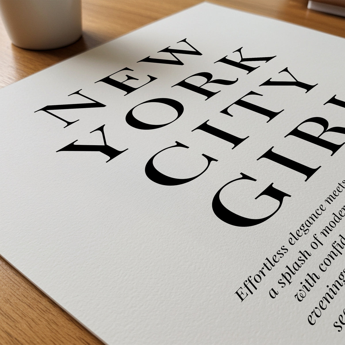 City Girl Editorial Poster – närbild på papper