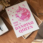 Dancing Queen Disco poster i olika storlekar – köp enkelt hos Bozetto i hög kvalitet