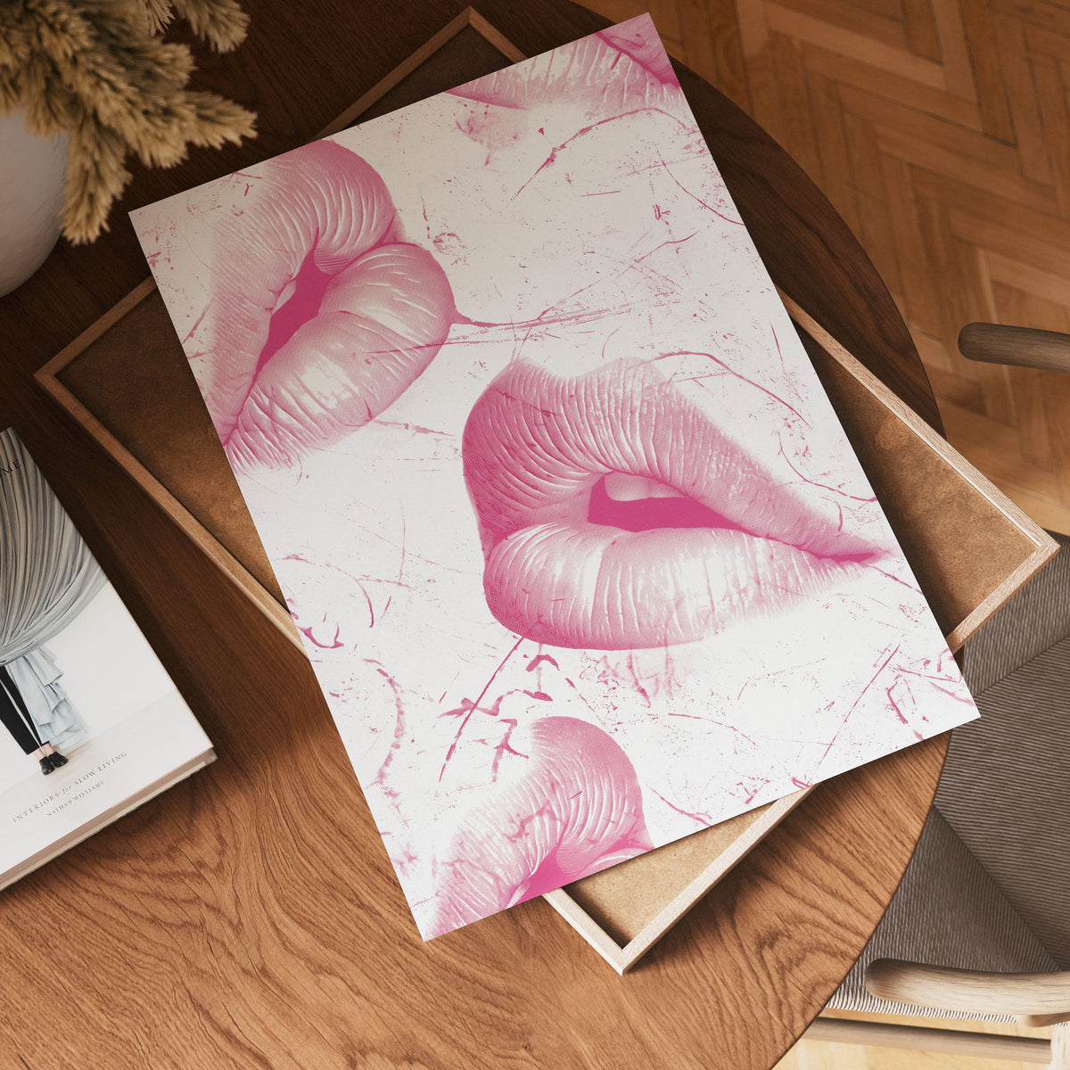 Kiss Me Softly poster i flera storlekar – jämför mått och välj rätt hos Bozetto i hög tryckkvalitet