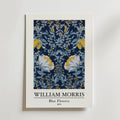 William Morris Blue Flowers – stilfullt konsttryck från Bozetto, tryckt på matt finpapper