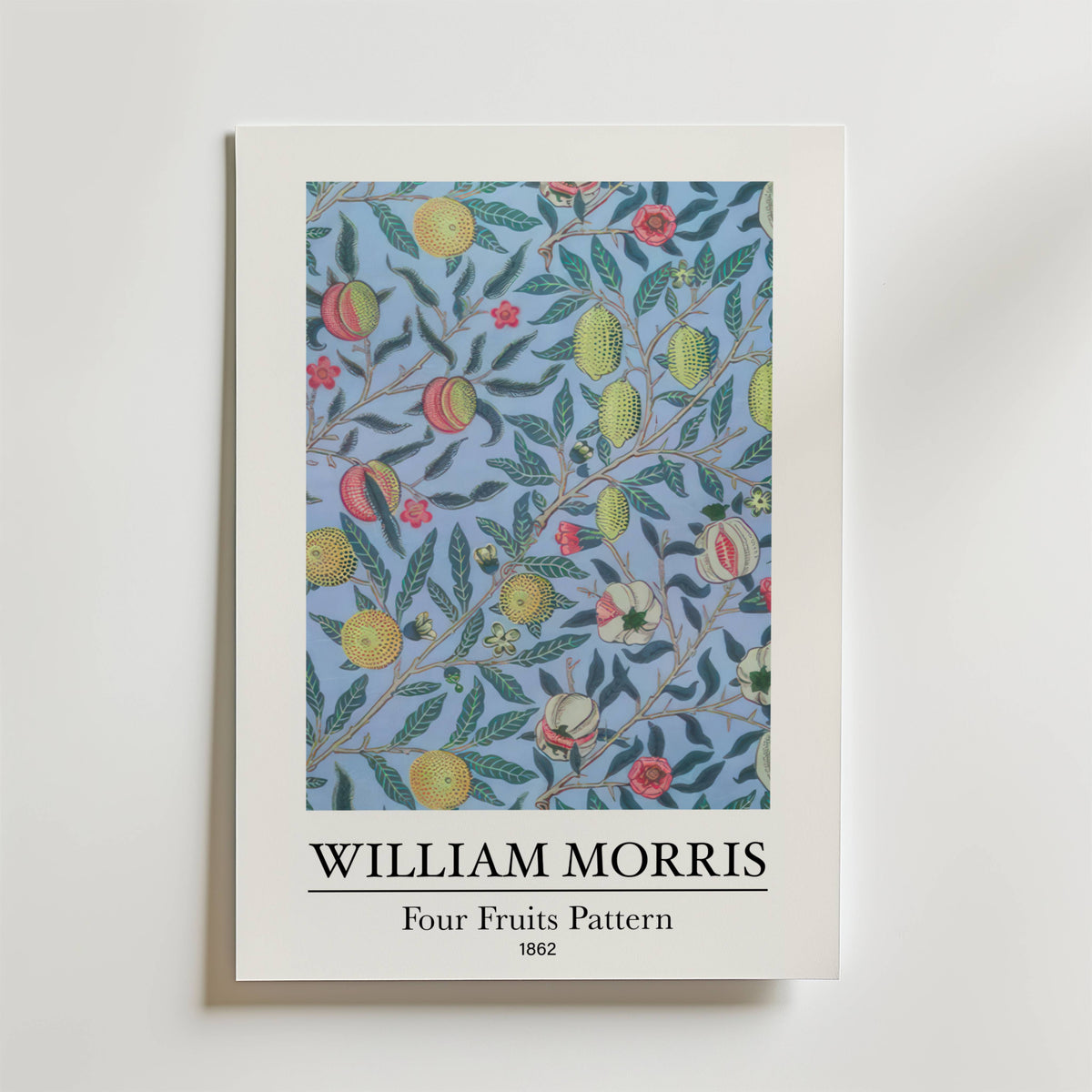 William Morris Four Fruits – stilfullt konsttryck från Bozetto, tryckt på matt finpapper