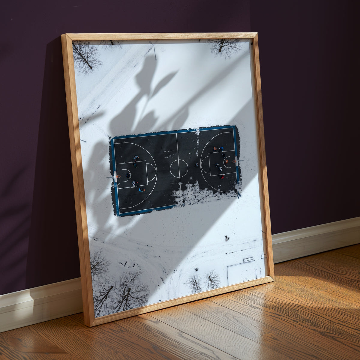 Winter Court Poster i rumskomposition med ekram