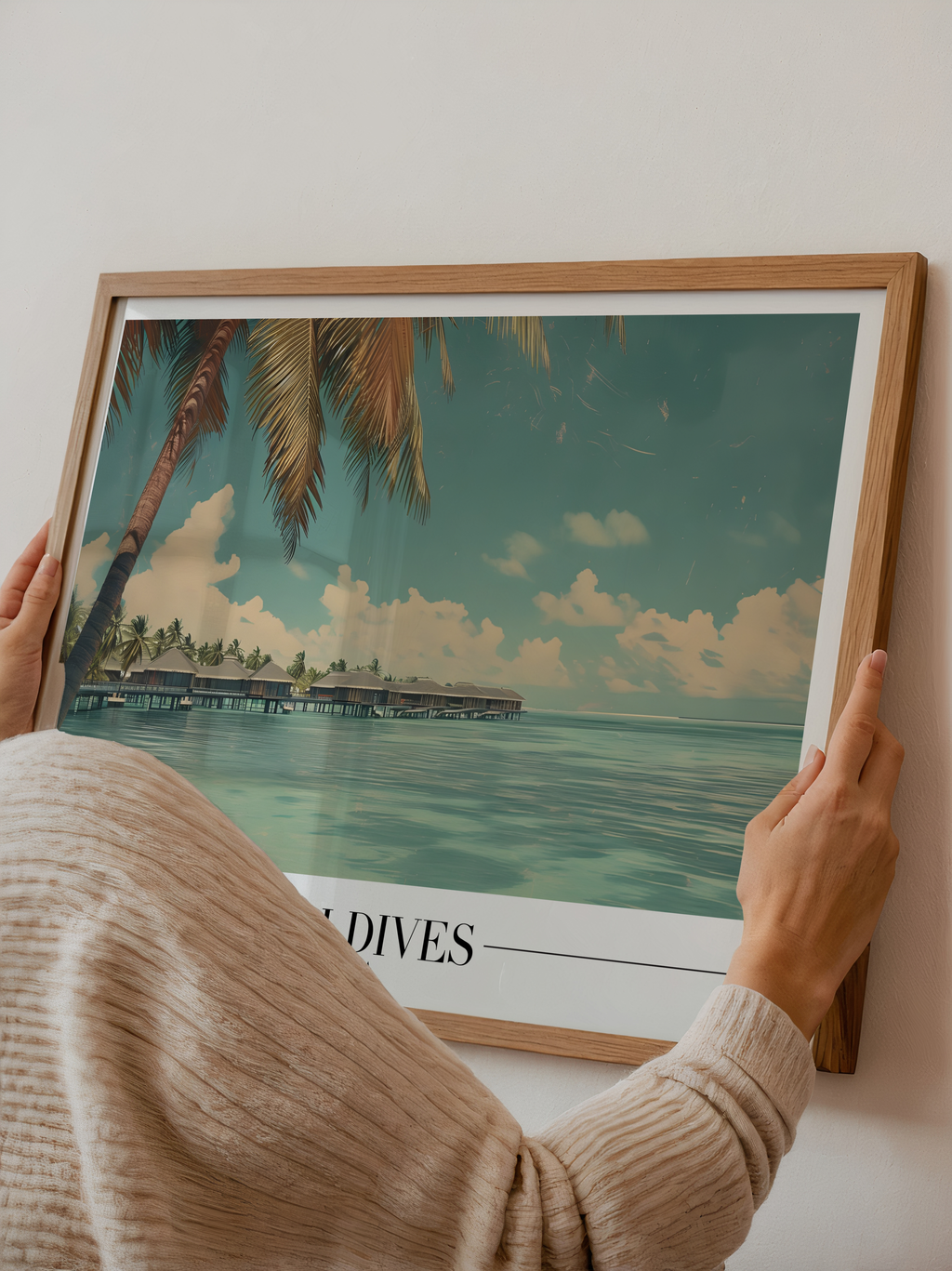 Mockup av Maldives Paradise affisch på vägg – köp enkelt hos Bozetto i hög kvalitet