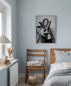 Bold Peace Poster i stilren inredning, fri frakt över 499 kr