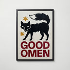 Good Omen Fox – naivistisk svart räv med senapsgula blad i svart ram, väggkonst från Bozetto