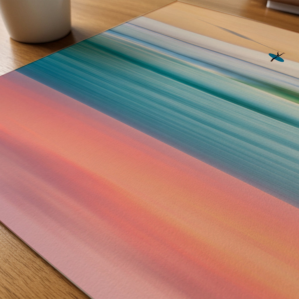 Sunrise Surfer Poster – närbild på papper